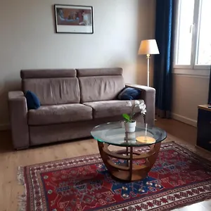 Appartement Le Petit Rochereau LʼIsle-sur-la-Sorgue